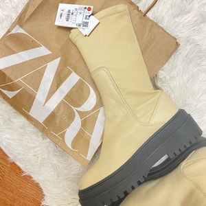 NWT ZARA chunky boots 😍